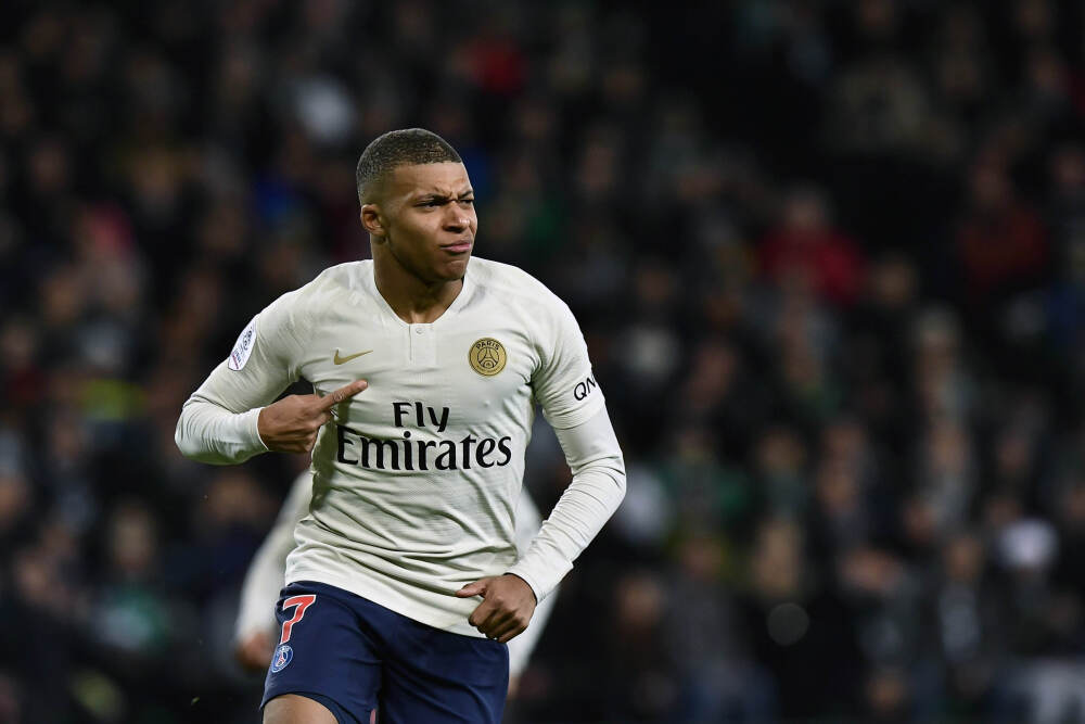 美国开启“全球找矿”模式！中国地位难撼，西方陷入“稀土焦虑”